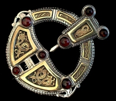 roscrea brooch