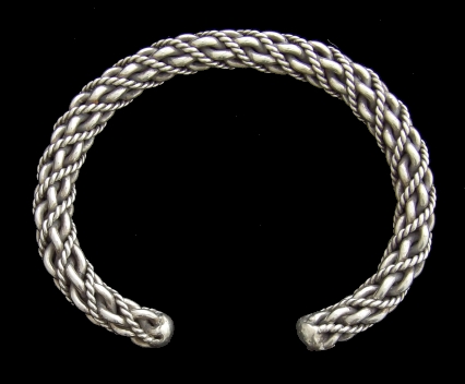 Viking
                  Eike Cuff Silver