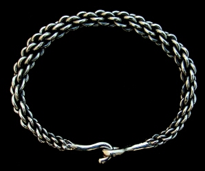 plaited bangle