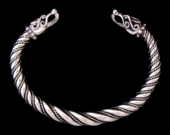 tapered bracelet