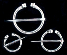 penannular brooches